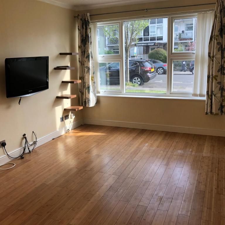 2 bedroom flat to rent - Photo 1