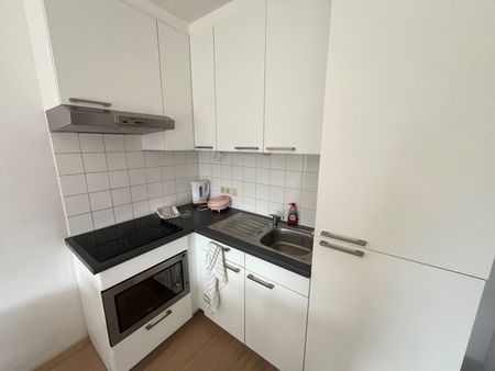 Verhuur appartement 2 kamers, 72m² - Foto 3