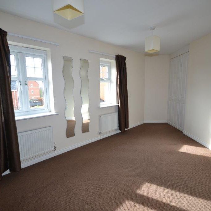 3 bedroom semi-detached house to rent - Photo 1