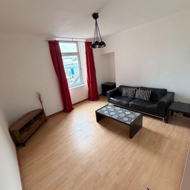 1 Bed Flat, Holburn Street, AB10 - Photo 1
