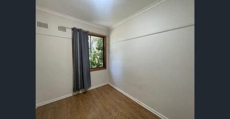 3 Bedroom House - Photo 3
