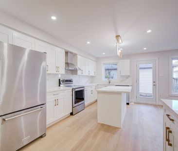 For Lease - 119 Glenashton Drive, Oakville, Ontario - Photo 4