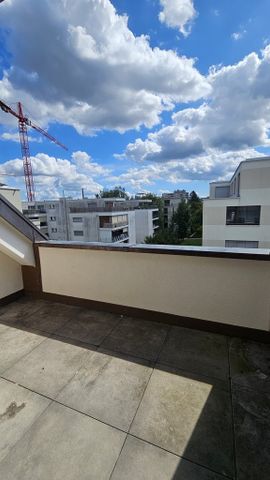 Attraktive Dachwohnung zu vermieten - Foto 3
