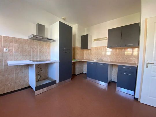 Location appartement 3 pièces - 70m² à Pamiers (09100) - Photo 1