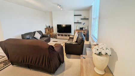 2 bedroom apartment to rent - Photo 5