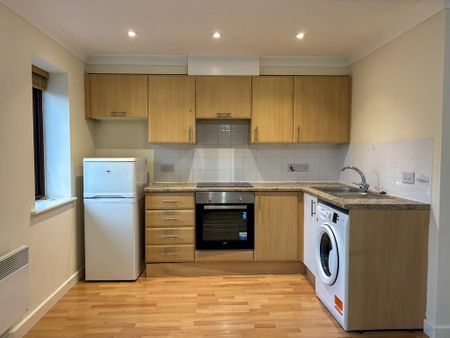 Studio to rent - Photo 5