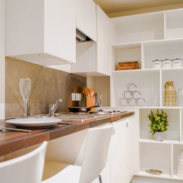 2 bed Apartment - Photo 1