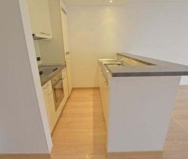 Ongemeubelde studio in hartje Zoute op de Kustlaan - Photo 5