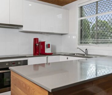 Three Bedroom Home - Photo 1