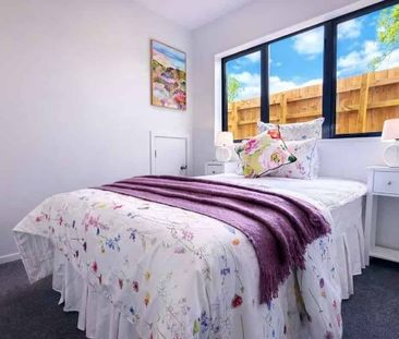 4 bedroom in Glendene - Photo 3
