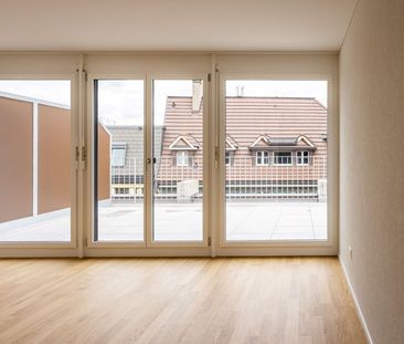 Traumhafte 2.5-Zimmer-Attika im Herzen von Biel - Photo 5