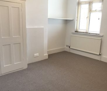 Tillstone Street - Photo 2