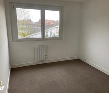 Seclin rue Desmazieres, apt T3 de 80m2 au 2eme étage. 650€ ET 80€ d... - Photo 3