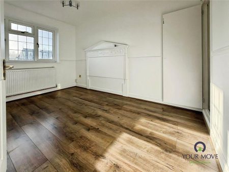 4 bedroom detached house to rent - Photo 4