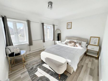 2 bedroom terraced house to rent - Photo 4