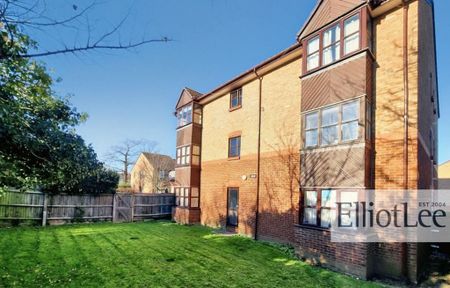 Studio to rent - Photo 2