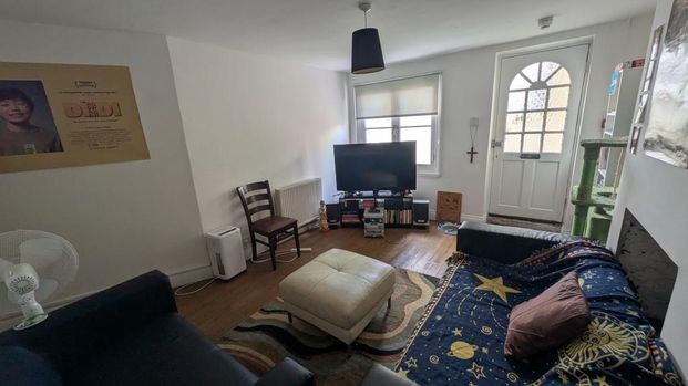 3 bedroom apartment to rent - Photo 1