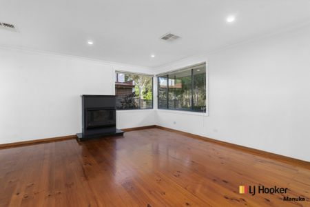 4 Medley Street, Chifley ACT, Belconnen - Photo 3