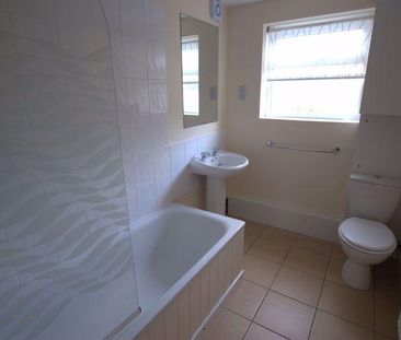 2 bedroom cottage to rent - Photo 6