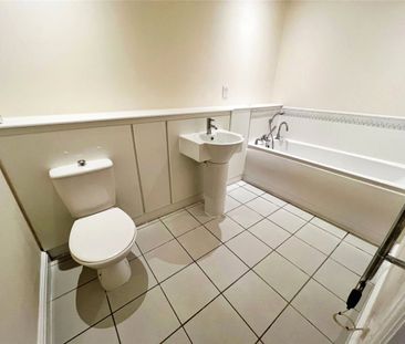 Bravery Court, Liverpool, Merseyside, L19 - Photo 6