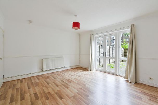 3 bedroom maisonette to rent - Photo 1