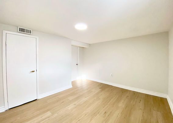 For Lease - 15 Martorino Drive Unit# Lwr, Toronto, Ontario - Photo 1