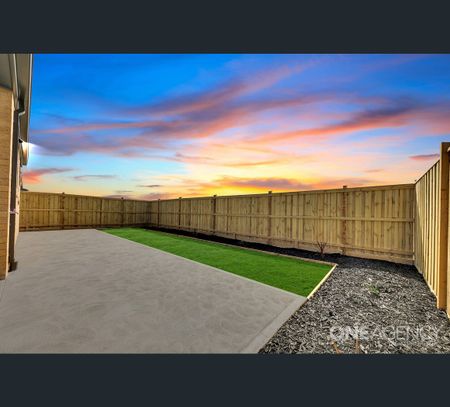 14 Celosia Way, Tarneit, Vic 3029 - Photo 3