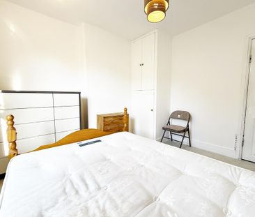 1 bedroom in a house share to rent - Photo 6