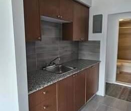 2 CH - 1 SDB - Montréal - $1,568 /mo - Photo 2