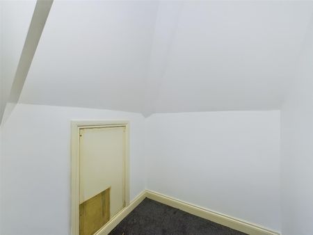 Ross Court View, Rock Park, Rock Ferry, 2 bedroom, Apartment - Photo 2