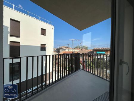 Location Appartement 1 pièce 29m² BORDEAUX 33100 - Photo 2