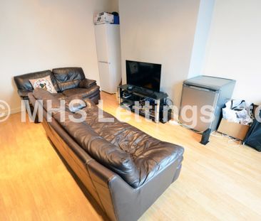 3 Bedroom End Terraced House for rent in Knowle Terrace - Photo 3