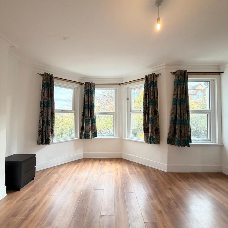 5 bedroom terraced house to rent - Photo 1