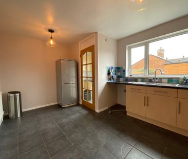 33 Walnut Street, Belfast, BT7 1EN - Photo 6