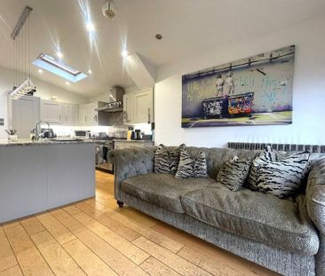 3 bedroom terraced house to rent - Photo 3