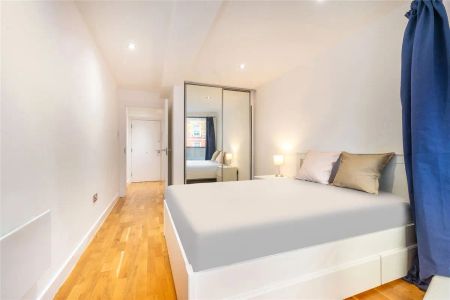 1 bedroom flat in Euston - Photo 5