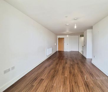 2 bedroom flat to rent - Photo 6