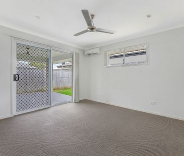 Fantastic low maintenance home! - Photo 3