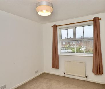 3 bedroom detached house to rent - Photo 3