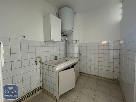 Location Appartement 2 pièces 40m² CARPENTRAS 84200 - Photo 2