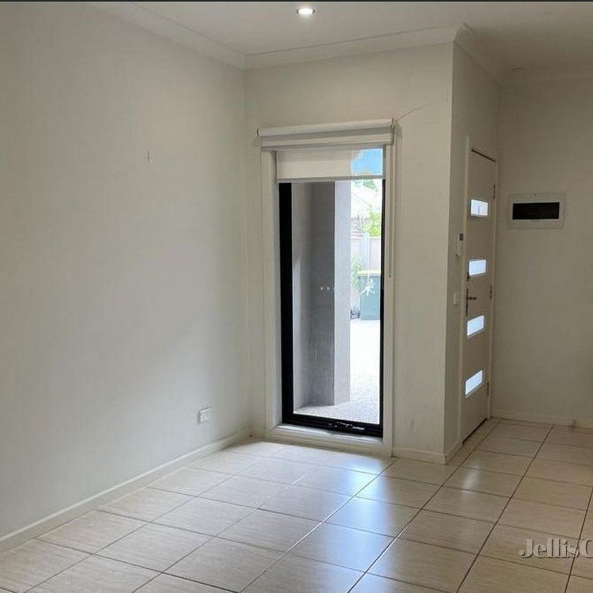 4/150 Woods Street, Newport - Photo 1