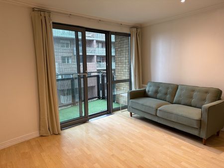 2 Bed Flat, Trentham Court, W3 - Photo 5