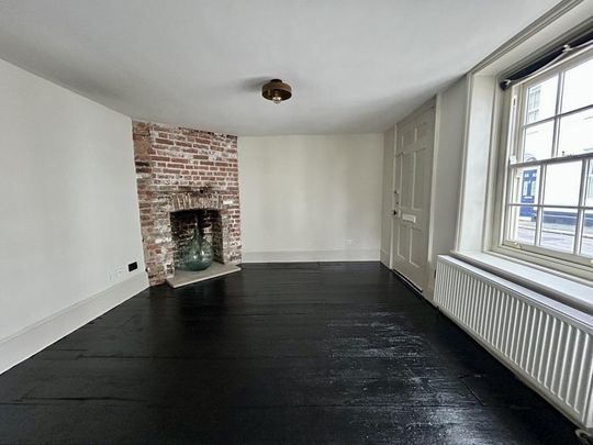 2 bedroom house to rent - Photo 1