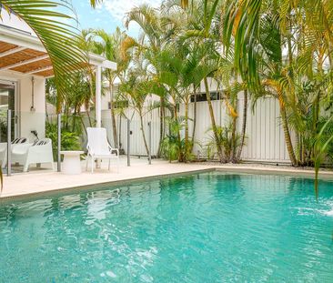 THE ULTIMATE MERMAID BEACH LIFESTYLE AWAITS - Photo 3