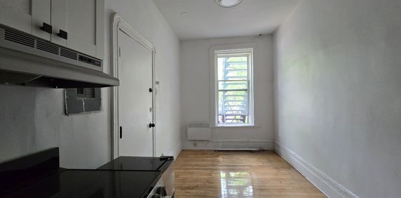 Studio à Louer - Photo 2