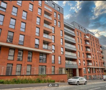 Room in a Shared Flat, Adelphi Street. Block B, M3 - Photo 1