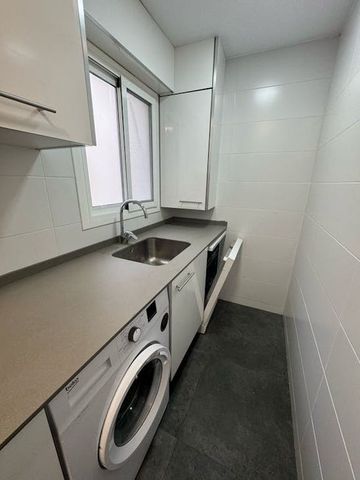 Carrer del Doctor Manuel Candela, Valencia, Valencian Community 46021 - Photo 2