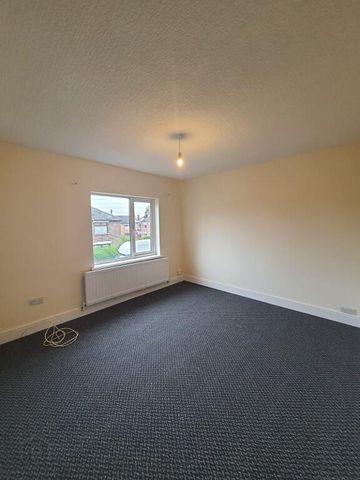 48 Fortwilliam Crescent, Belfast, BT15 3RD - Photo 4