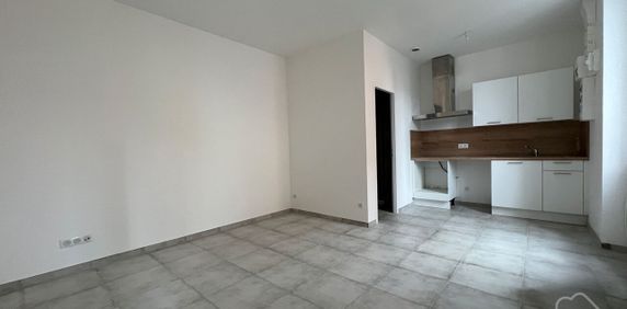 À LOUER Appartement 2 pièce(s) À SEILLONS, - Photo 2