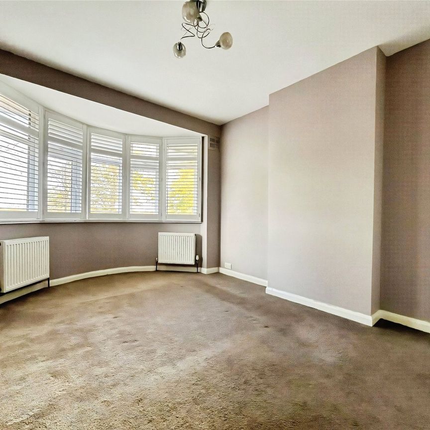 Powder Mill Lane, Twickenham, TW2 6EG - Photo 1